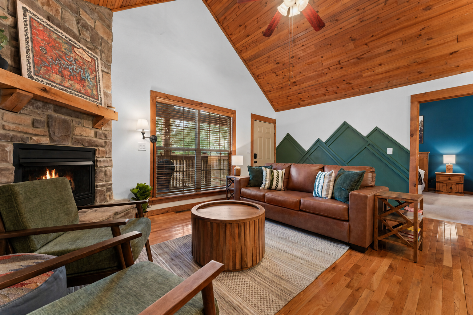 The Wright Way cabin in Branson West